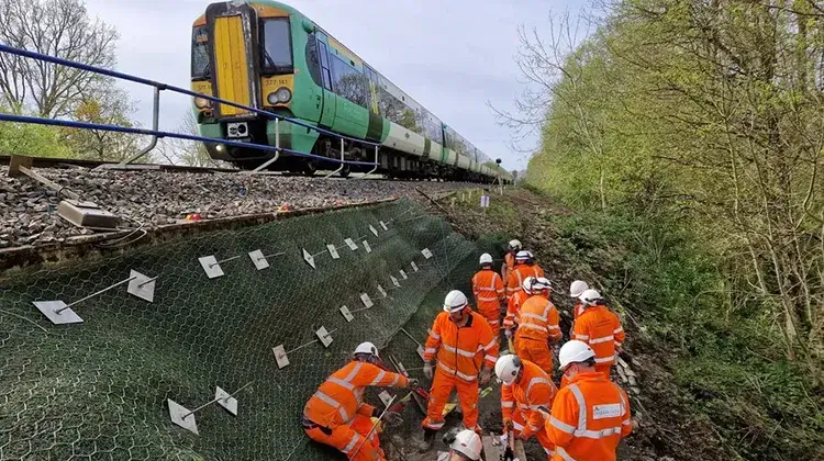 Minova Global Infrastructure Sector